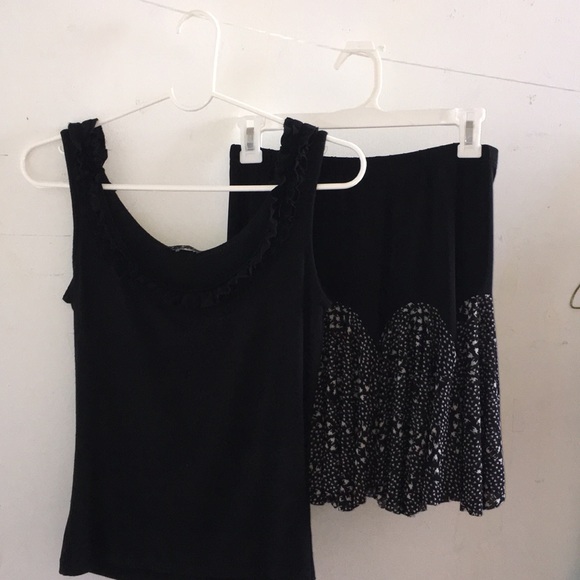 Dresses & Skirts - Skirt and top